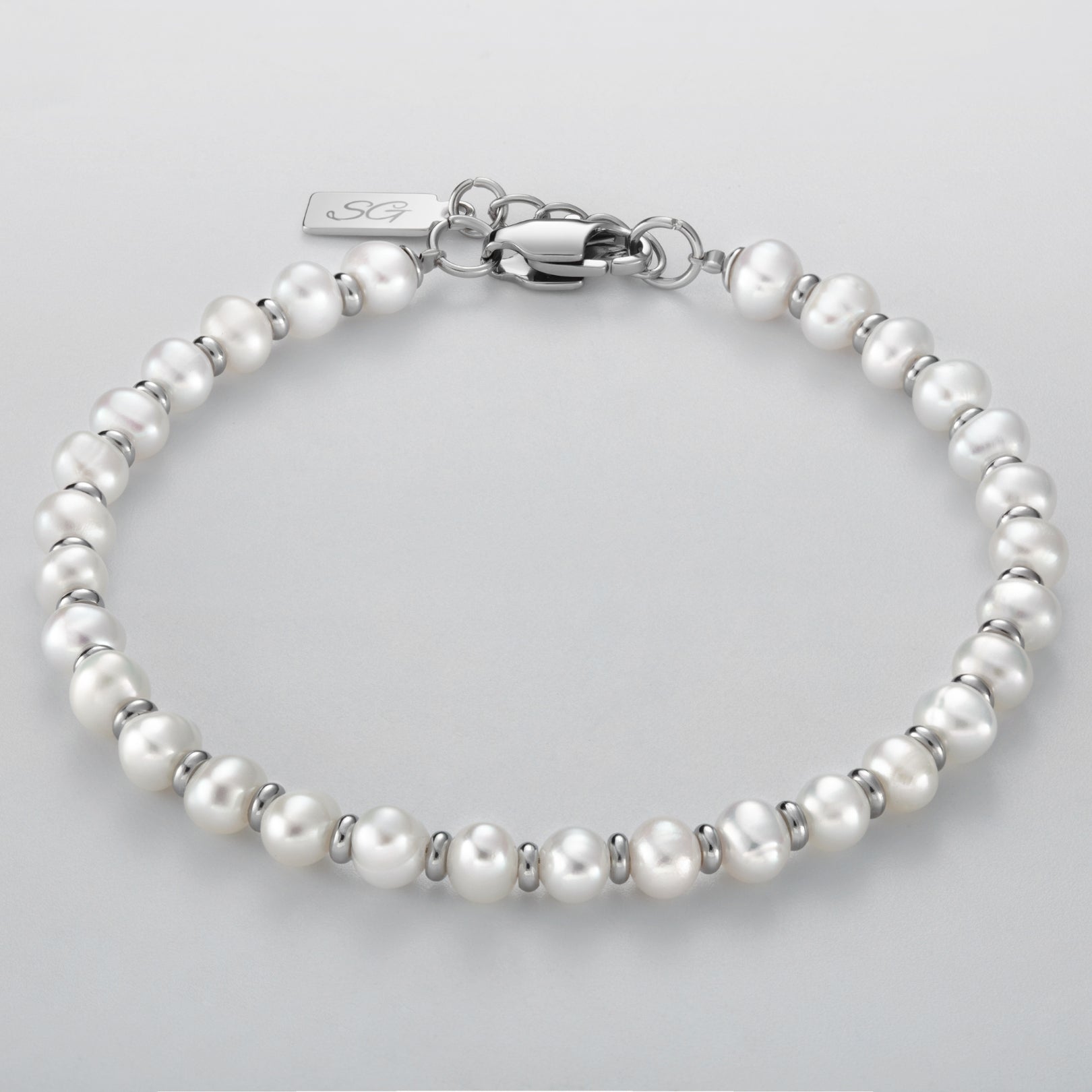 Classic Pearl Bracelet