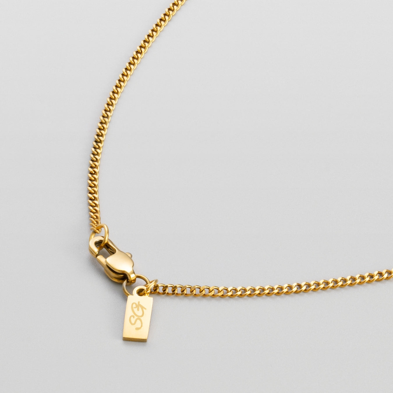 Minimal Curb Chain